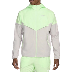 Nike Grey - Men Jackets Nike Packable Windrunner Jacket - Vapour Green/Light Iron Ore