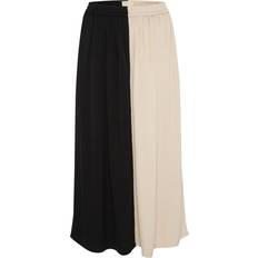 Soaked in Luxury Cevina Skirt Black & White