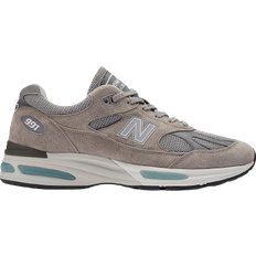 New Balance 991v2 - Dove/Alloy/Silver