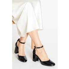 Wallis Emelda Round Toe Block Heel Court Shoes Black