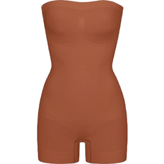 SKIMS Seamless Sculpt Strapless Shortie Bodysuit - Bronze