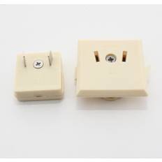 W4 Caravan 2 pin flush socket 37572