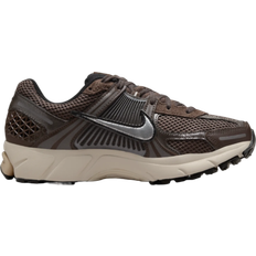 Nike Zoom Vomero 5 W - Baroque Brown/Light Orewood Brown/Hemp/Chrome