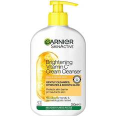 Garnier Skin Active Garnier Vitamin C Brightening Cream Cleanser 250ml