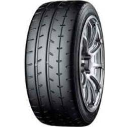 Yokohama Advan A052 225/50 R16 96W