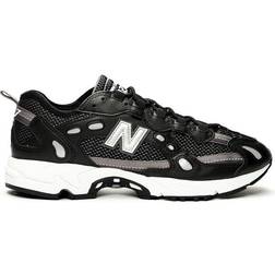 New Balance 827 - Black