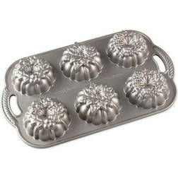 Nordic Ware Wreathlettes Muffin Tray 37.6x22.4 cm