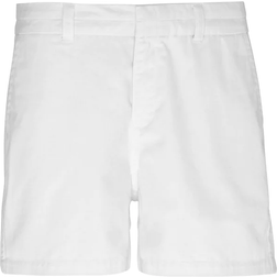 ASQUITH & FOX Women's Classic Fit Shorts - White