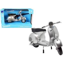 New Ray Vespa 150 GS Silver Metallic 1/12 Diecast Motorcycle Model