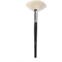 Morphe M310 Large Soft Fan Brush