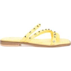 Journee Collection Fanny - Yellow