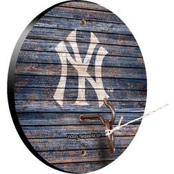 Victory Tailgate New York Yankees Weathered Design Hook & Ring Game