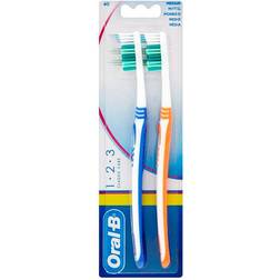 Oral-B Toothbrush Classic Care Medium Twin Pack