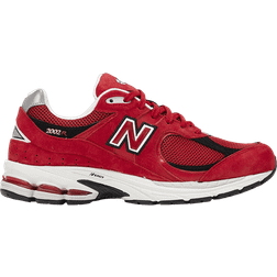 New Balance 2002R M - Team Red