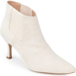 Journee Collection Womens Elitta Kitten Heel Booties, Wide, White White Wide