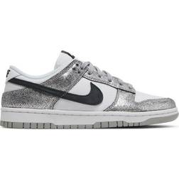 Nike Dunk Low W - Metallic Silver/Off Noir/White