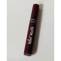 Victoria's Secret Matte Cream Liquid Lip Colour: Unpredictable