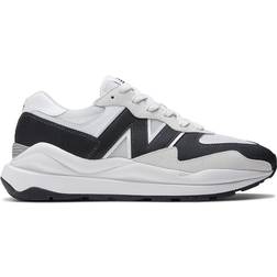 New Balance 5740 M - Black/White