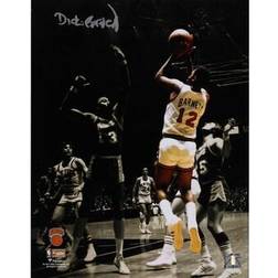 "Dick Barnett New York Knicks Autographed 11" x 14" Shooting vs. Bucks Photograph"
