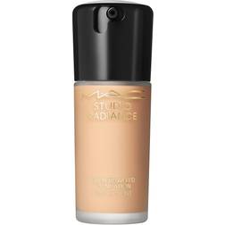 MAC Studio Radiance Serum Powered Foundation NW15