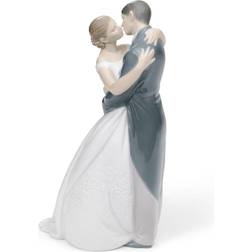 Nao A Kiss Forever Porcelain Figurine