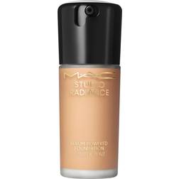 MAC Studio Radiance Serum Powered Foundation NC27