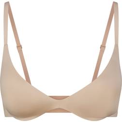 SKIMS Wireless Form Super Push-Up Bra - Sand