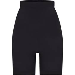 SKIMS Seamless Sculpt High-Waisted Above The Knee Short - Black