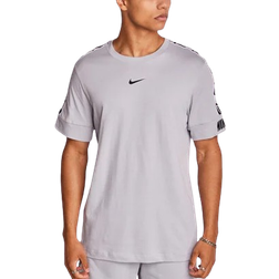 Nike Repeat Tape T-shirt - Grey