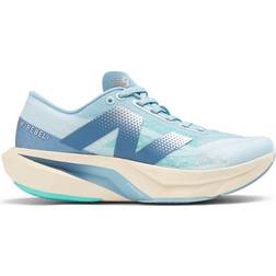 New Balance FuelCell Rebel v4 W - Quarry Blue/Chrome Blue/Heron Blue