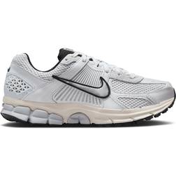 Nike Zoom Vomero 5 W - Pure Platinum/Light Orewood Brown/Wolf Grey/Chrome