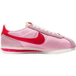 Nike Cortez Textile W - Medium Soft Pink/Sail/Team Orange/Fire Red