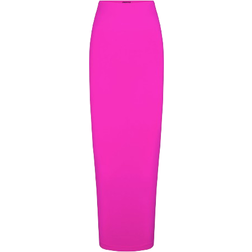 SKIMS Soft Smoothing Seamless Long Tube Skirt - Fuchsia