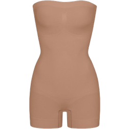 SKIMS Seamless Sculpt Strapless Shortie Bodysuit - Sienna