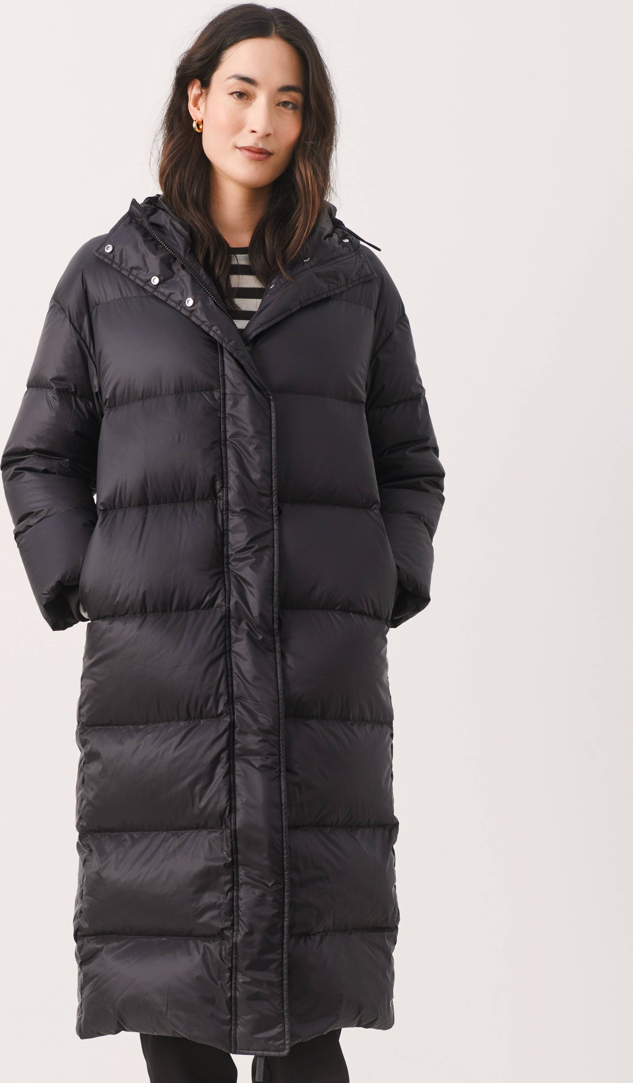 Women long puffer coat • Compare & see prices now