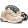 Adidas Response CL - Hazy Beige/Crystal White