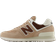 New Balance 574 W - Flat Taupe/Rich Oak/Turtledove