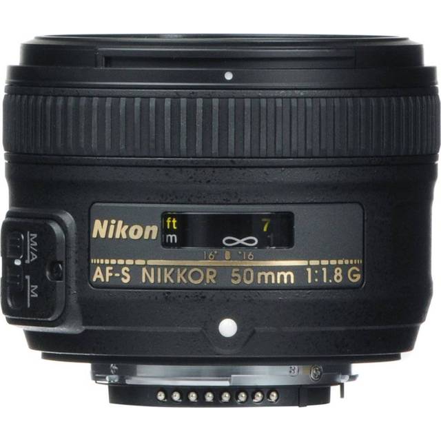 Nikon AF-S Nikkor 50mm F1.8G • See the best prices »