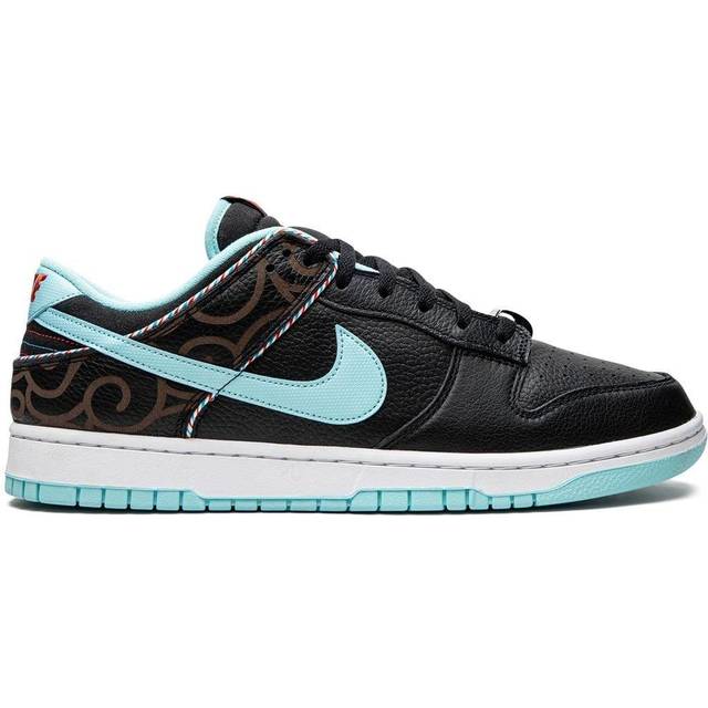 Nike Dunk Low Retro SE • See prices (2 stores) • Find shoes